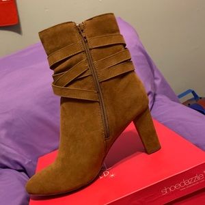 Casual and dressy everyday half calf women boot heels